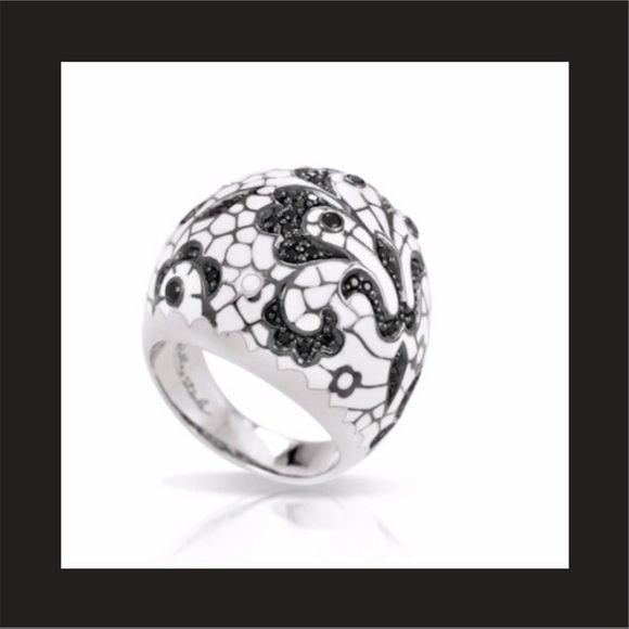 Belle Etoile Fleur De Lace White Lace Ring NWOT - Picture 5 of 6